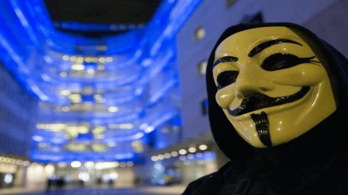 Grupo Anonymous continua bombardeando a Rússia com ataques cibernéticos