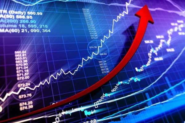 Taxa média de juros atinge 33,8% ao ano em abril: O que esse recorde significa para o seu bolso?